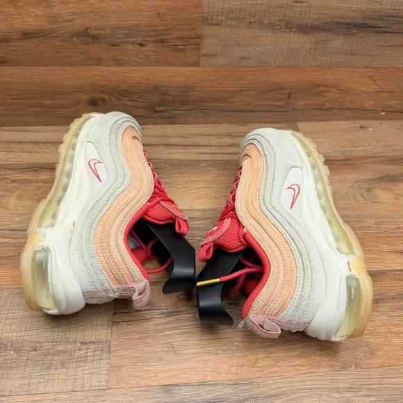 Nike women’s Size 6  Air Max 97 'Sisterhood sneakers - Picture 5 of 9